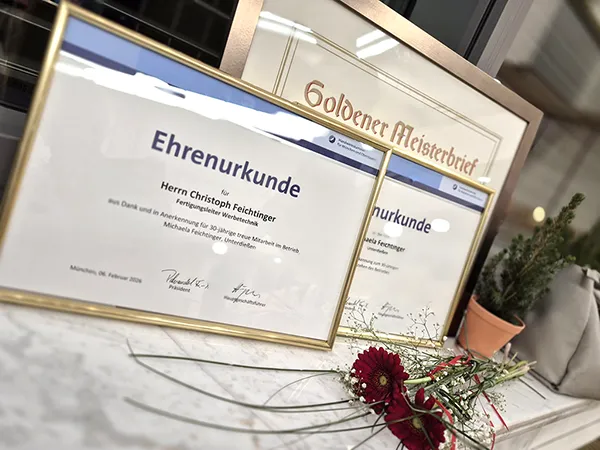 Ehrenurkunden