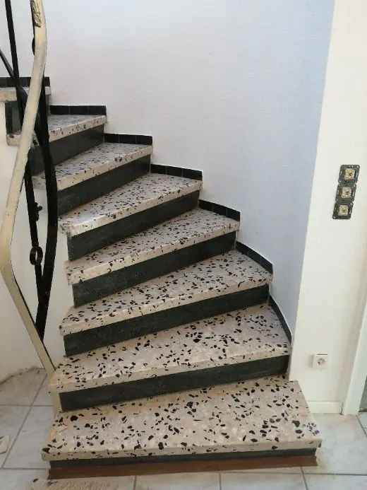 Treppe vorher